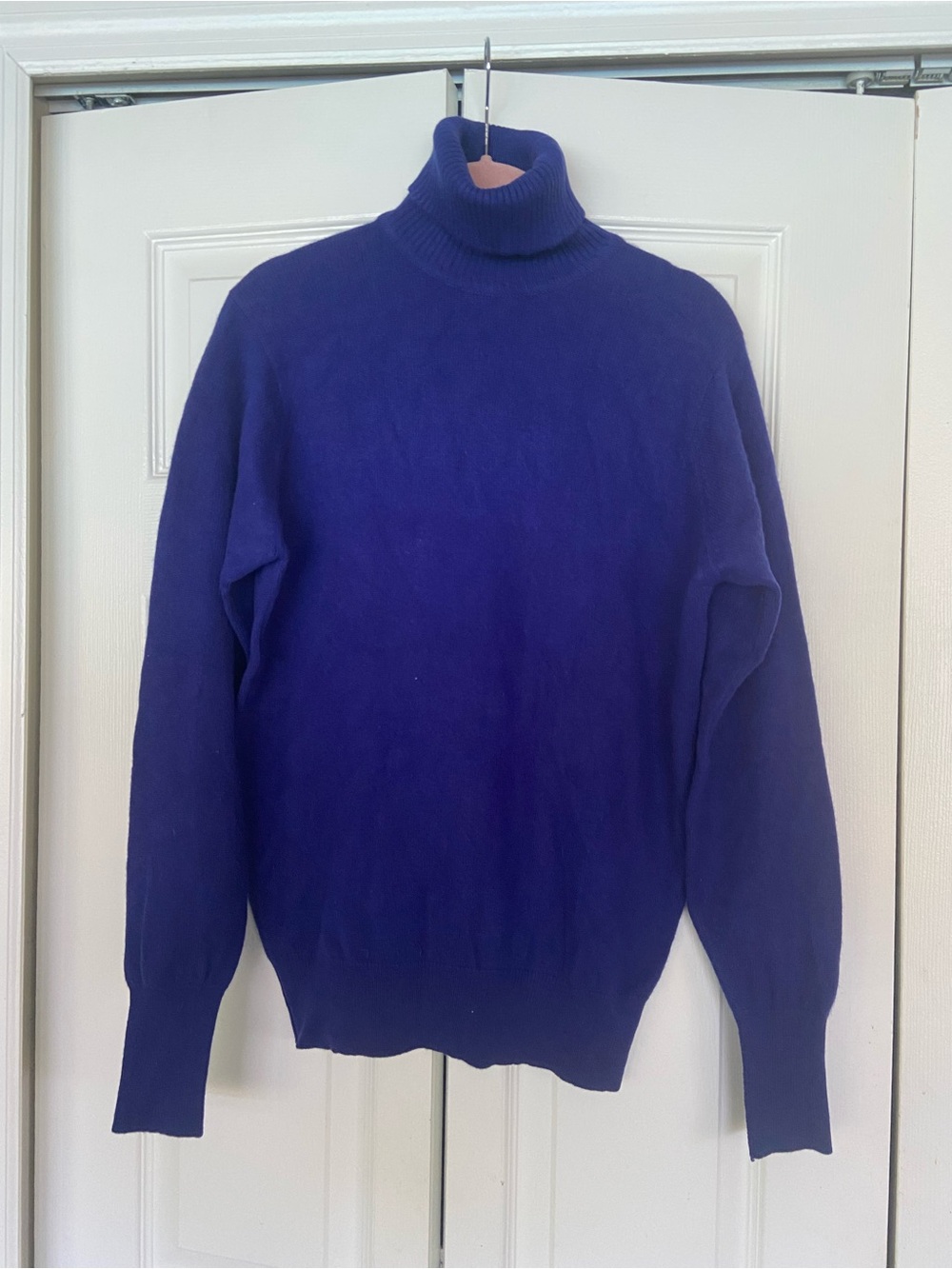 Women’s Cashmere Turtleneck Sweater - Deep purple